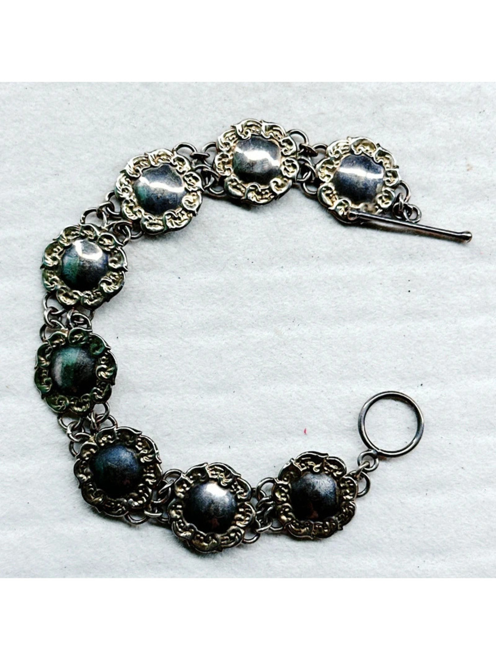 5393gc. Goldtone Bracelet Vintage